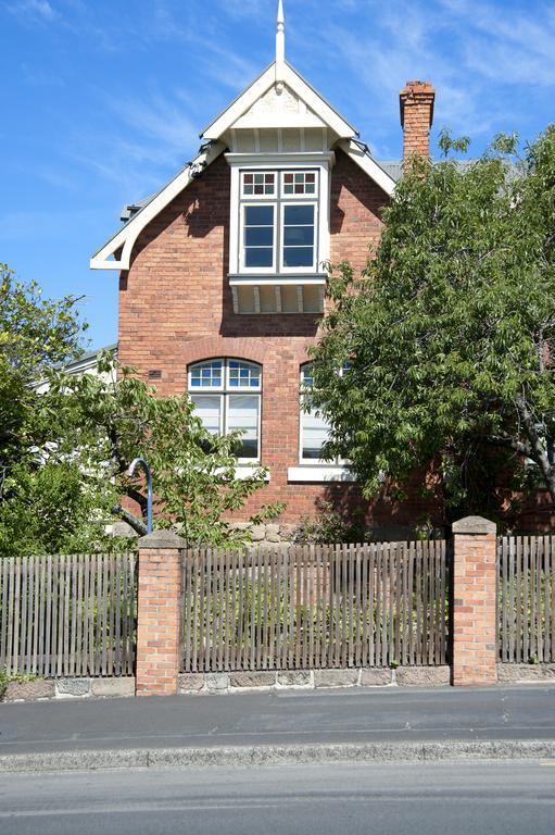 Lowena Cafe And Accommodation Hobart Exterior foto